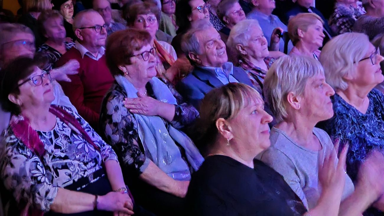 Powidz: Dzień Kobiet świętowali na biesiadzie