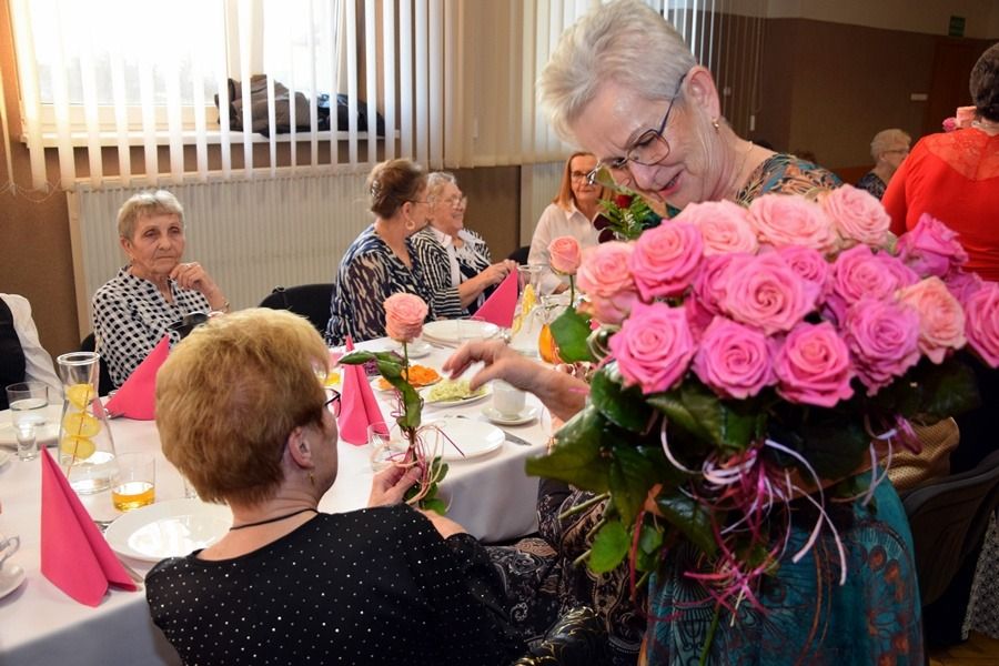 Panie świętowały dziś w Strzałkowie. Zobacz zdjęcia