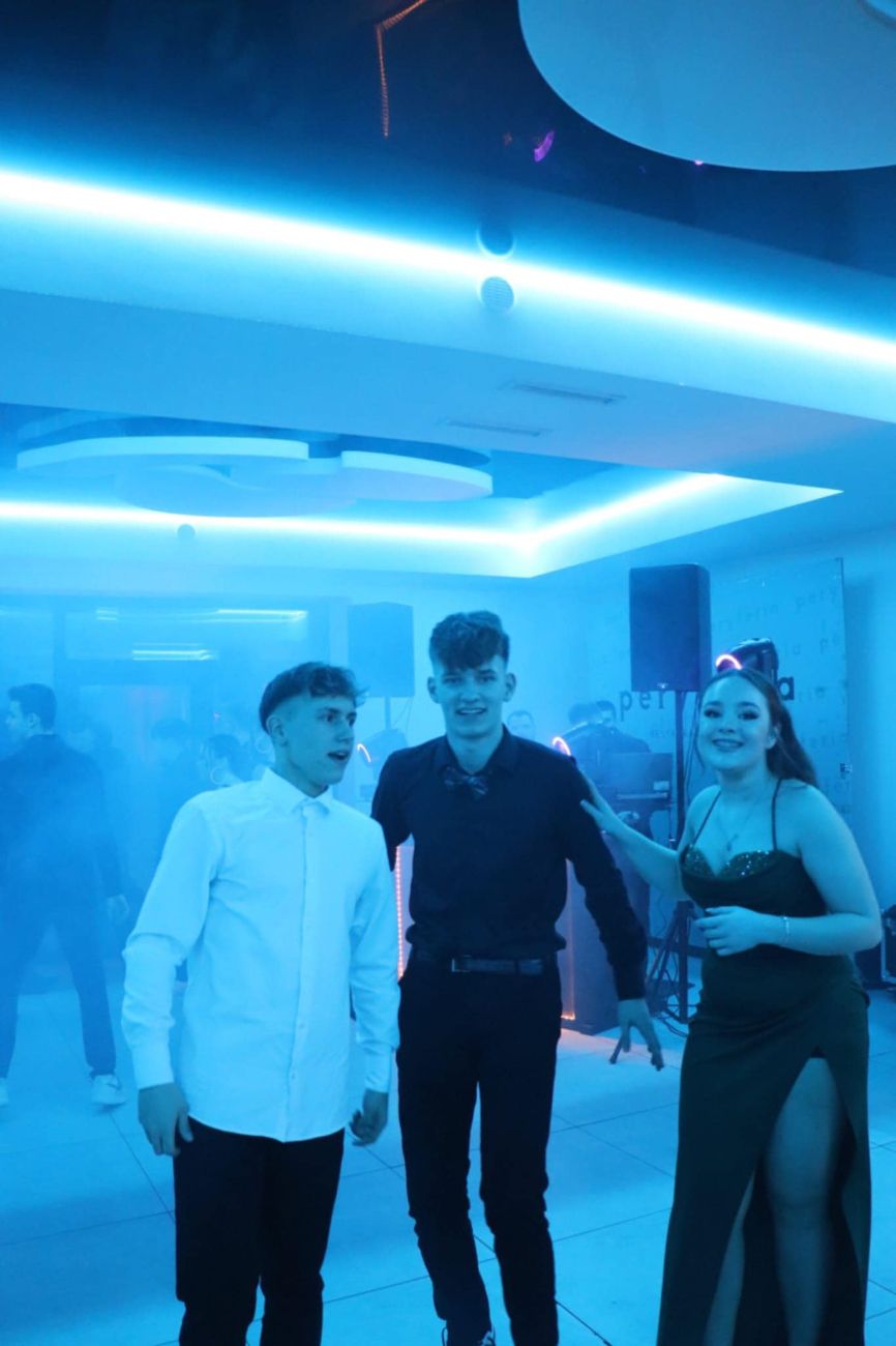 Świętowali półmetek edukacji. Zobacz zdjęcia z połowinek