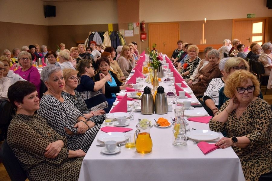 Panie świętowały dziś w Strzałkowie. Zobacz zdjęcia