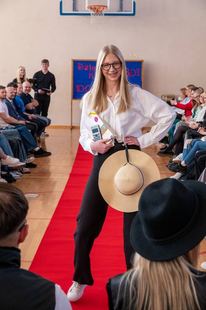 Niezwykły pokaz w Ekonomiku. Zobacz zdjęcia