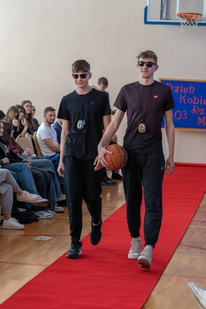 Niezwykły pokaz w Ekonomiku. Zobacz zdjęcia