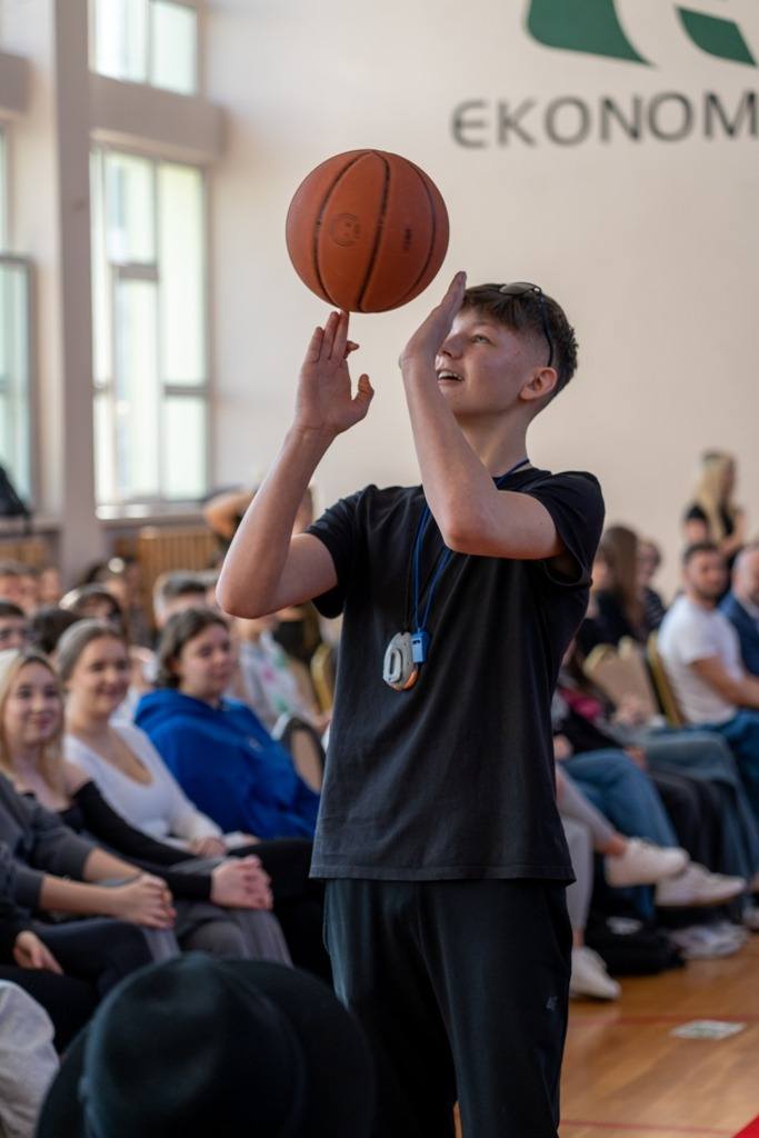 Niezwykły pokaz w Ekonomiku. Zobacz zdjęcia
