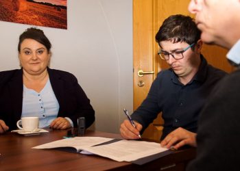 W Zagórowie powstanie nowoczesny budynek. Podpisali umowę