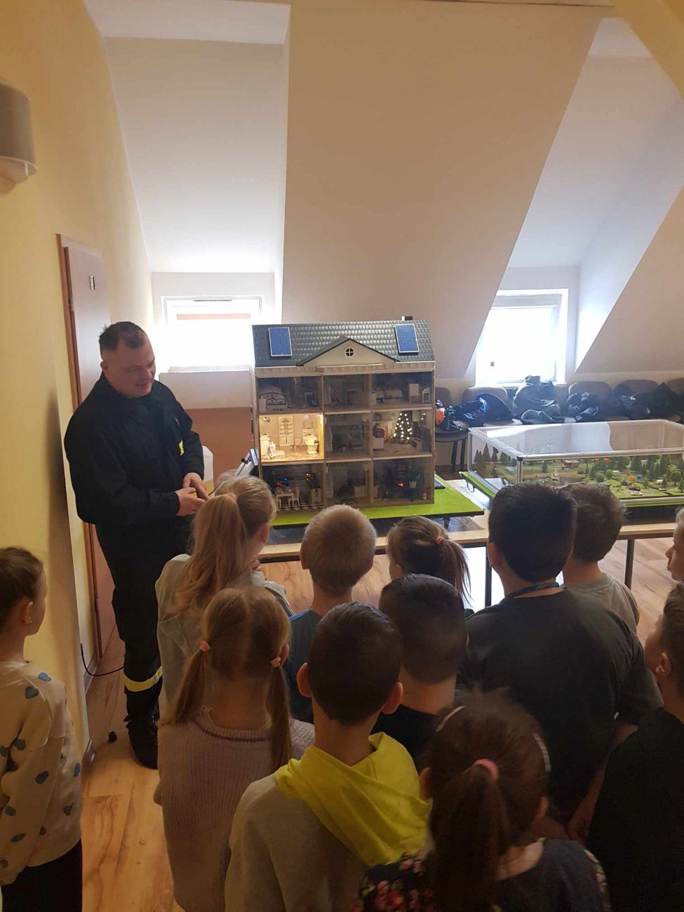 Jedynka w straży. „To ludzie pełni pasji i poświęcenia”