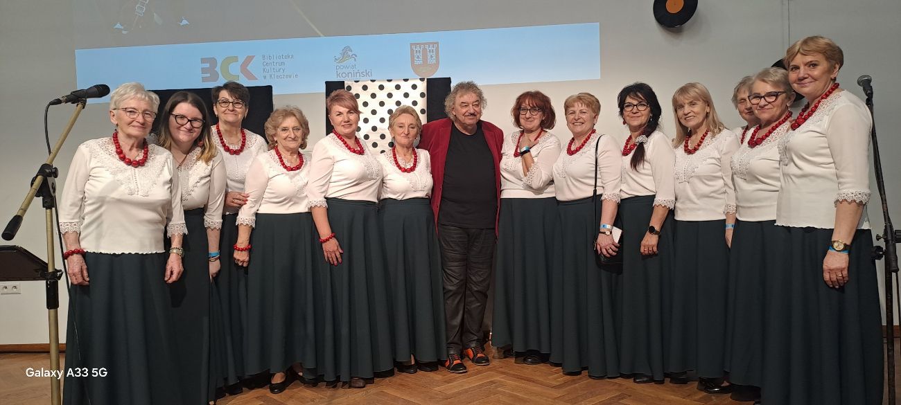 Lądkowski chór na występie w Kleczewie