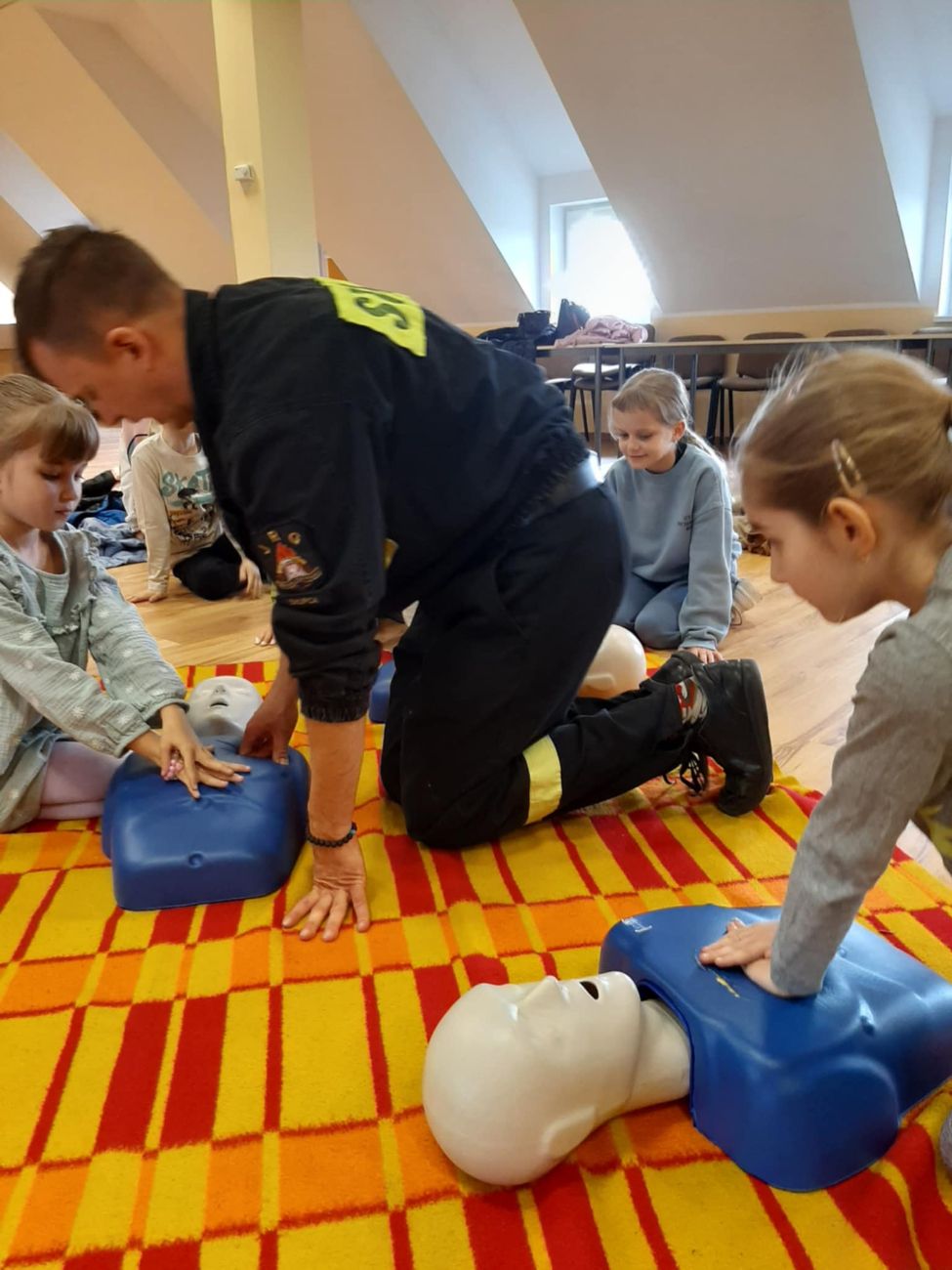 Jedynka w straży. „To ludzie pełni pasji i poświęcenia”