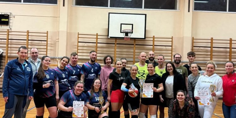 No Name obroniło tytuł