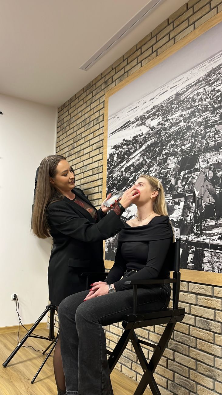 Doradzała, jak szybko zrobić się na bóstwo