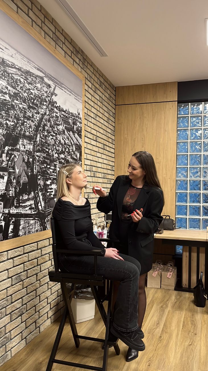 Doradzała, jak szybko zrobić się na bóstwo