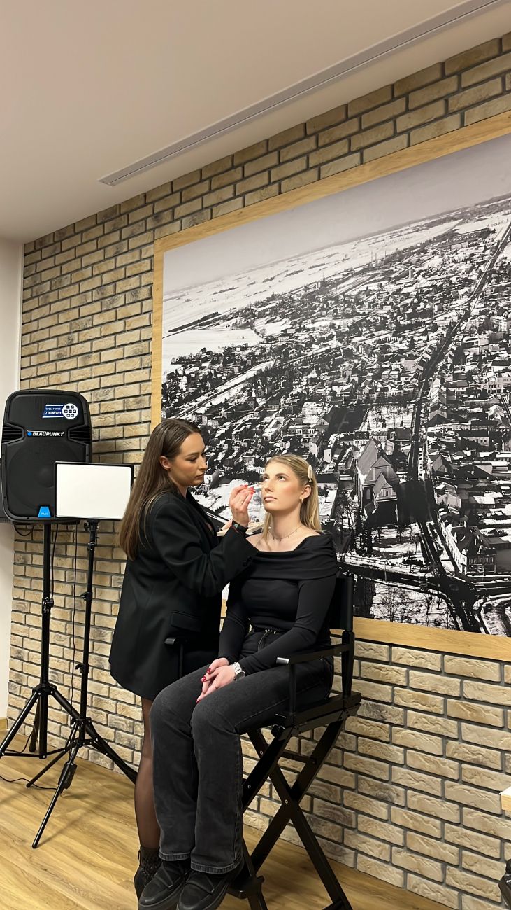 Doradzała, jak szybko zrobić się na bóstwo