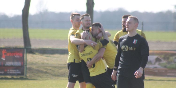 Sześć bramek, trzy w  końcówce