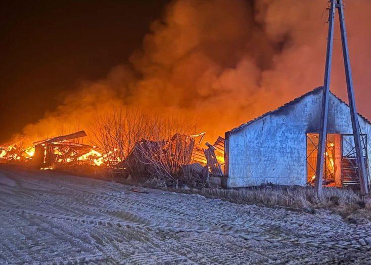 Trzy pożary w jedną noc. W jednej gminie