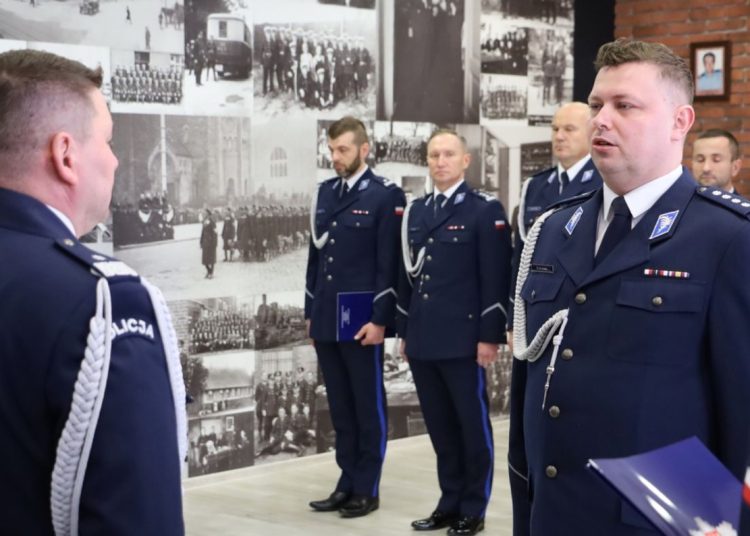 Zaczynał od patrolowania. Co wiemy o nowym zastępcy komendanta?