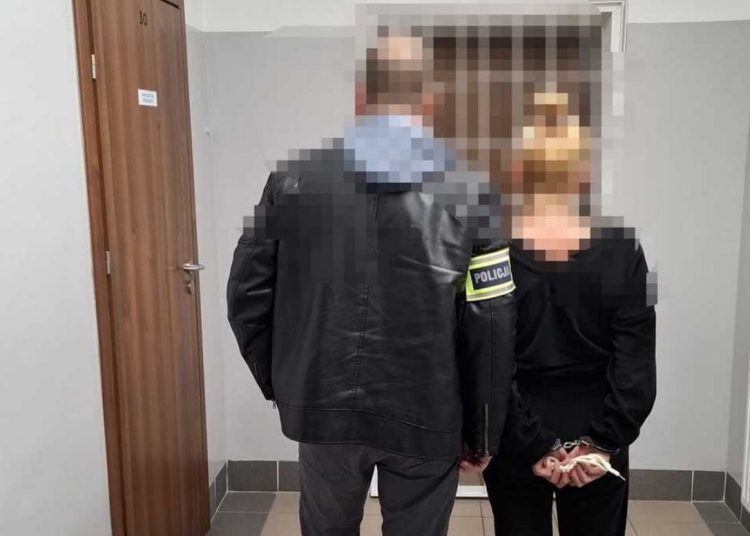 W okolicy: Przyjechała do szkoły po dziecko. Miała prawie 3 promile