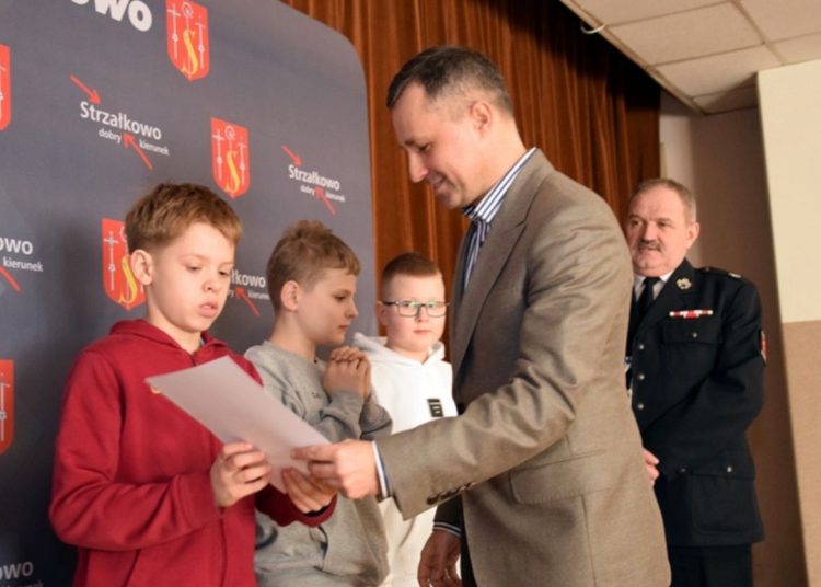Sprawdzili się w turnieju wiedzy pożarniczej