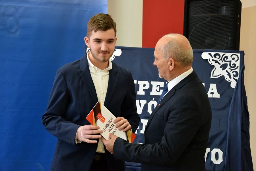 Stypendia wójta rozdane. Zobacz, kto je dostał