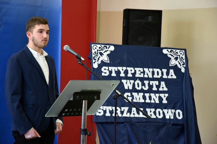 Stypendia wójta rozdane. Zobacz, kto je dostał