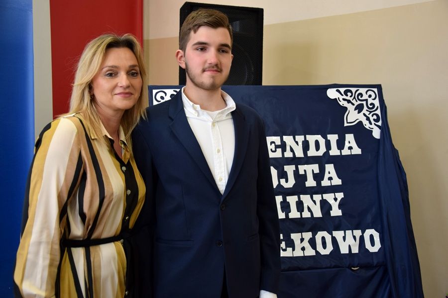 Stypendia wójta rozdane. Zobacz, kto je dostał