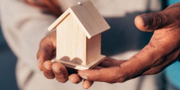 Dom zamiast mieszkania – czy to realne w 2025 roku? Jaki wybrać projekt?