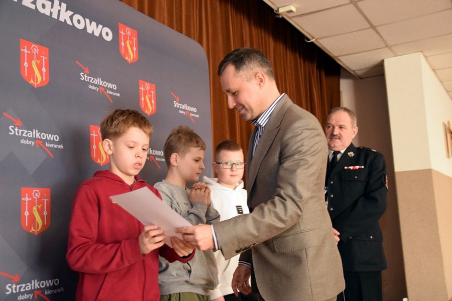 Sprawdzili się w turnieju wiedzy pożarniczej