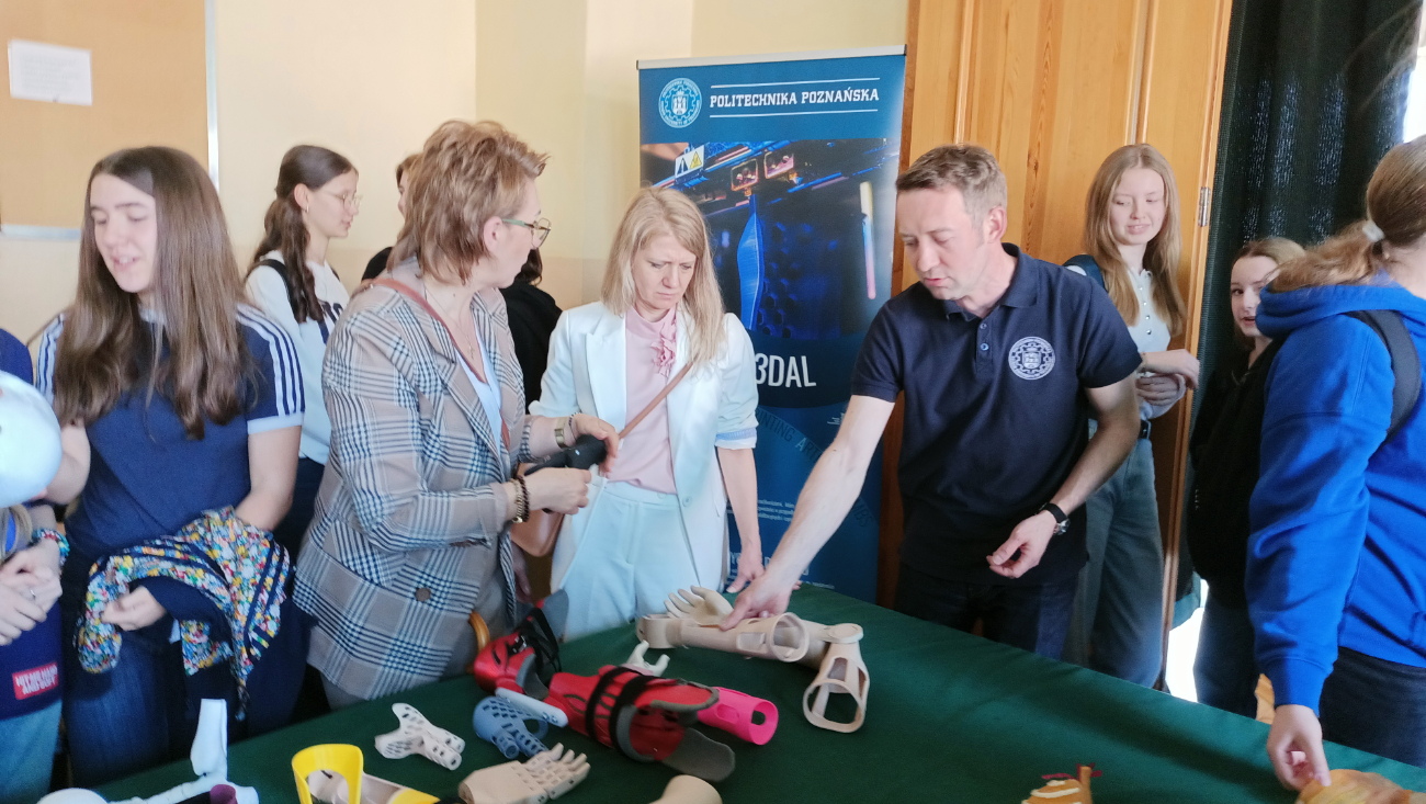 Pierwsze seminarium naukowe w LO Słupca