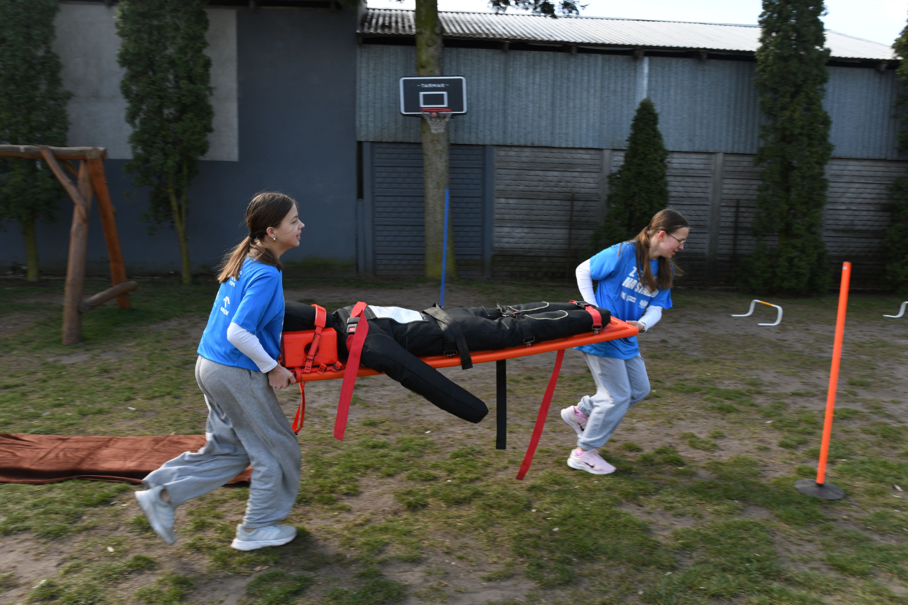 Mistrzostwa Pierwszej Pomocy. Rywalizowało 6 zespołów