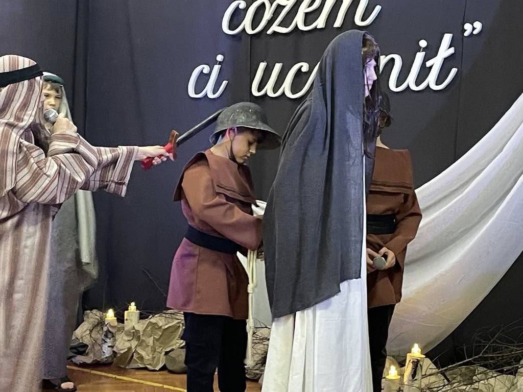 Niezwykłe widowisko w Cieninie Kościelnym