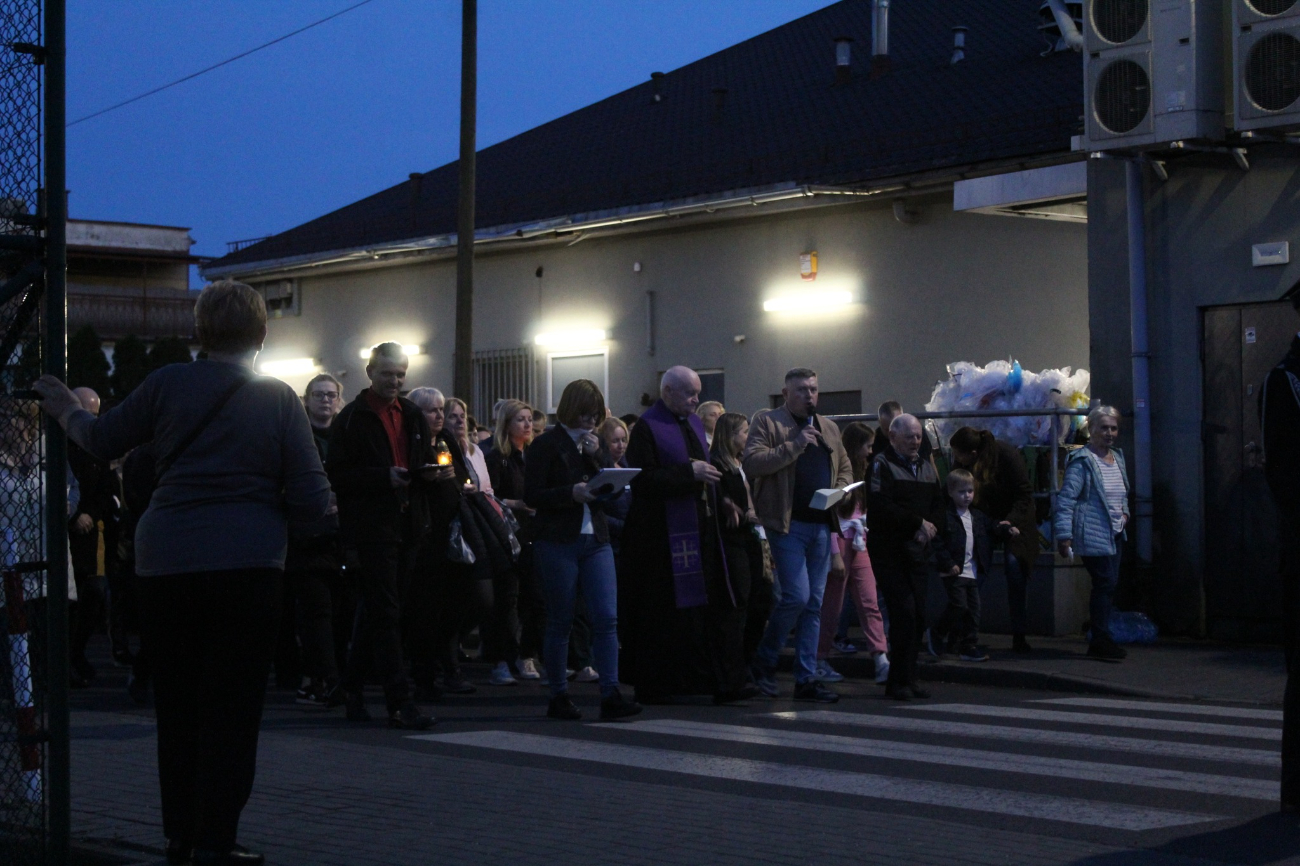 Droga Krzyżowa ulicami Strzałkowa