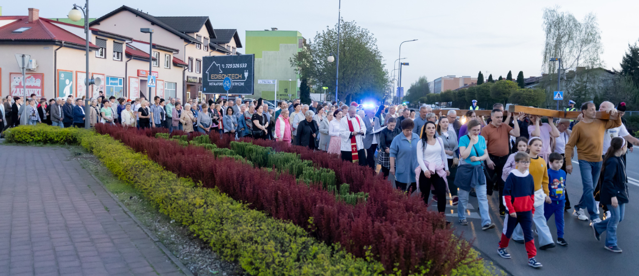 Droga Krzyżowa ulicami Słupcy. Zobacz zdjęcia