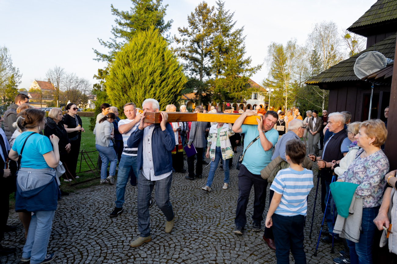 Droga Krzyżowa ulicami Słupcy. Zobacz zdjęcia