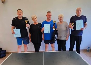 RUSZAJ SIĘ BO ZARDZEWIEJESZ