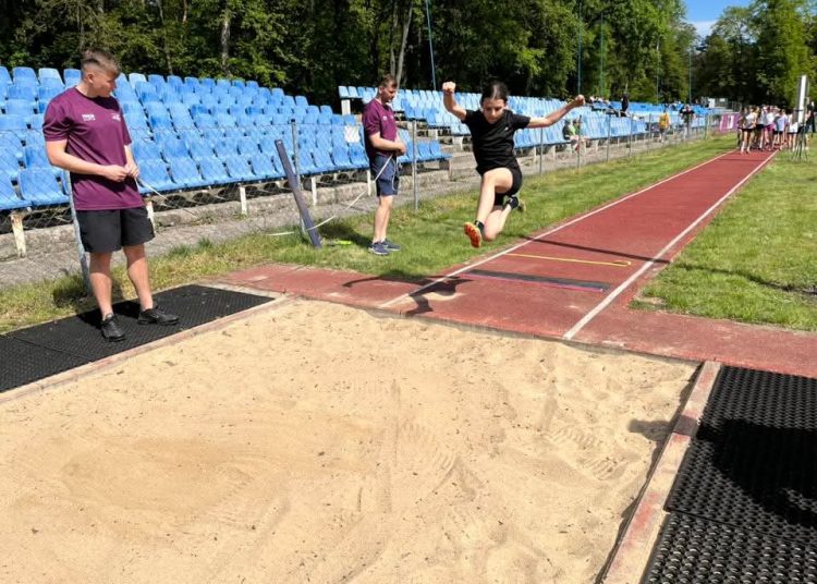 Lekkoatletyczni mistrzowie powiatu