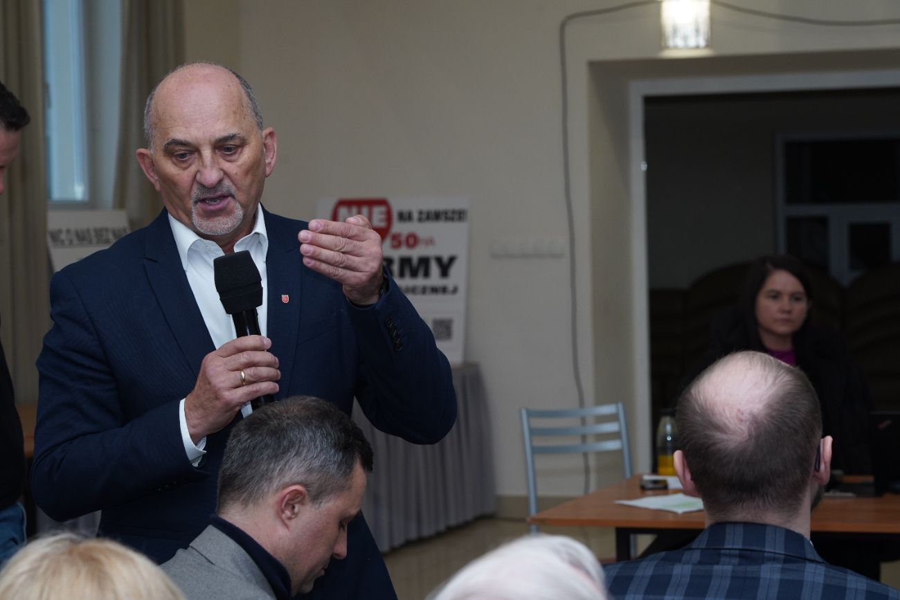 Mieszkańcy nadal protestują. Dziś odbyło się kolejne spotkanie ZDJĘCIA