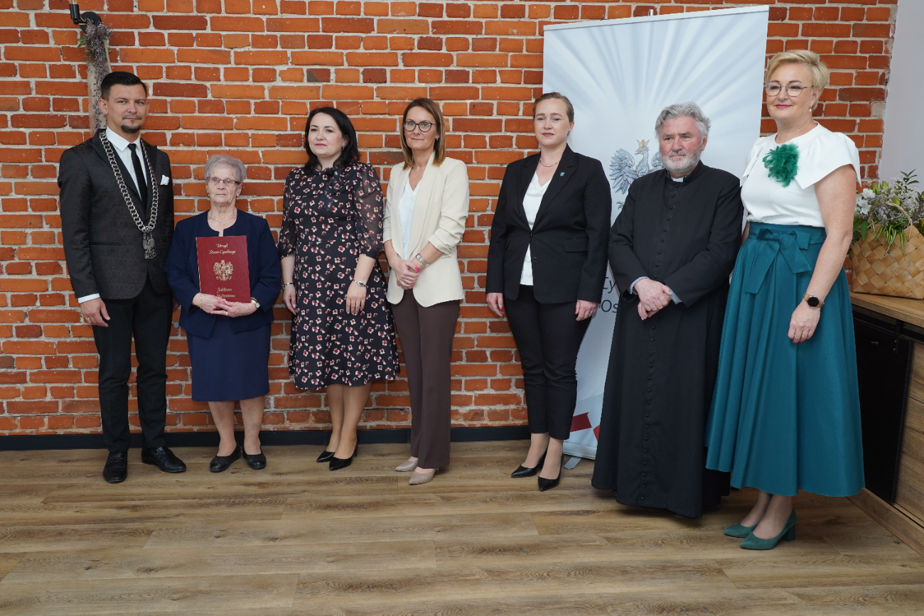 Świętowali piękne jubileusze. Złote, Szmaragdowe i Diamentowe Gody w Ostrowitem