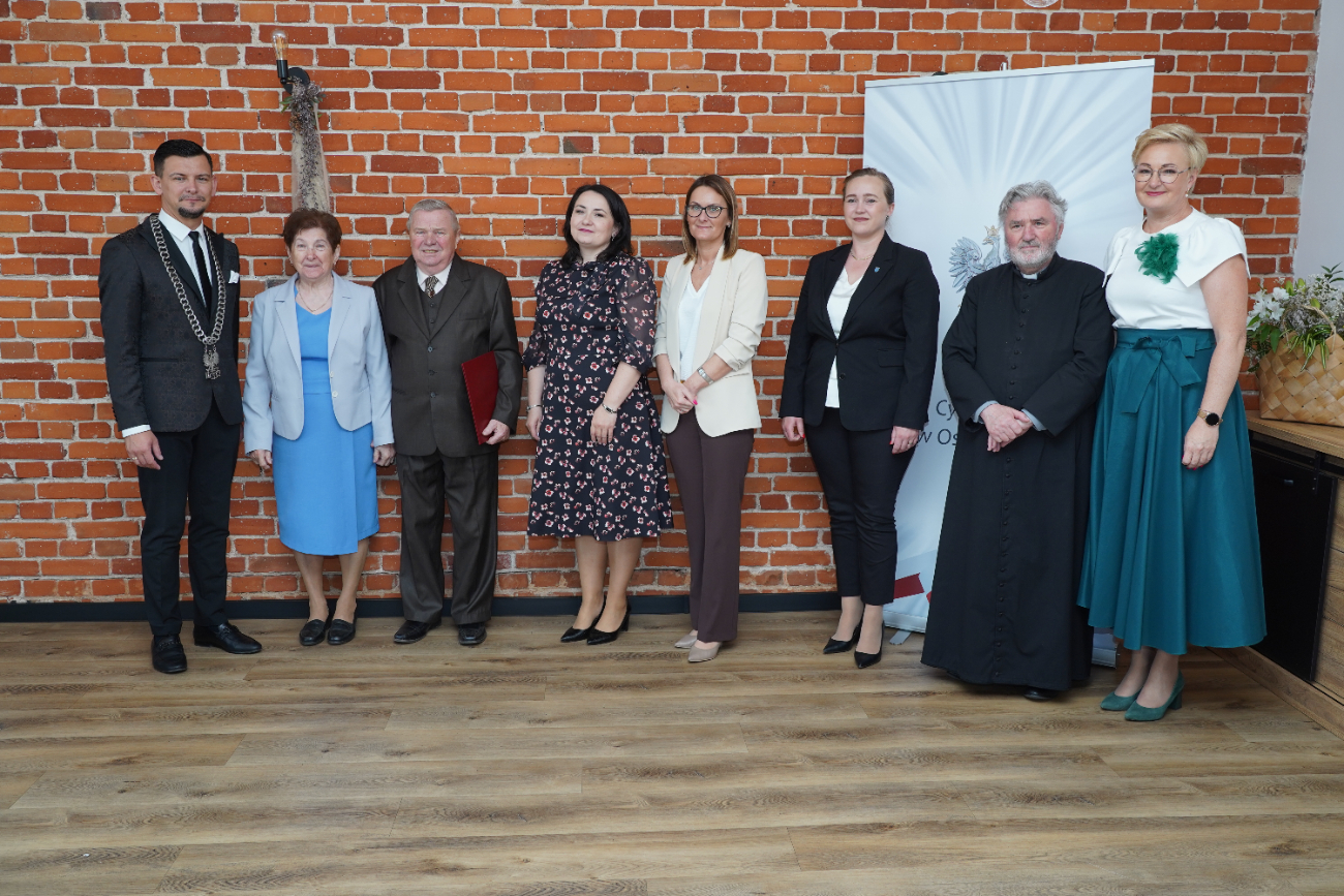 Świętowali piękne jubileusze. Złote, Szmaragdowe i Diamentowe Gody w Ostrowitem