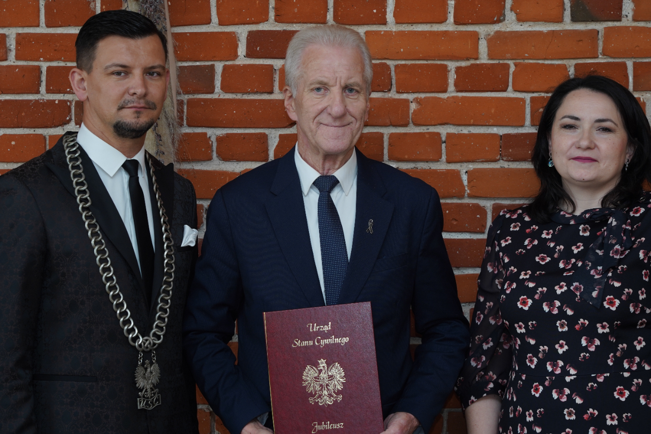 Świętowali piękne jubileusze. Złote, Szmaragdowe i Diamentowe Gody w Ostrowitem