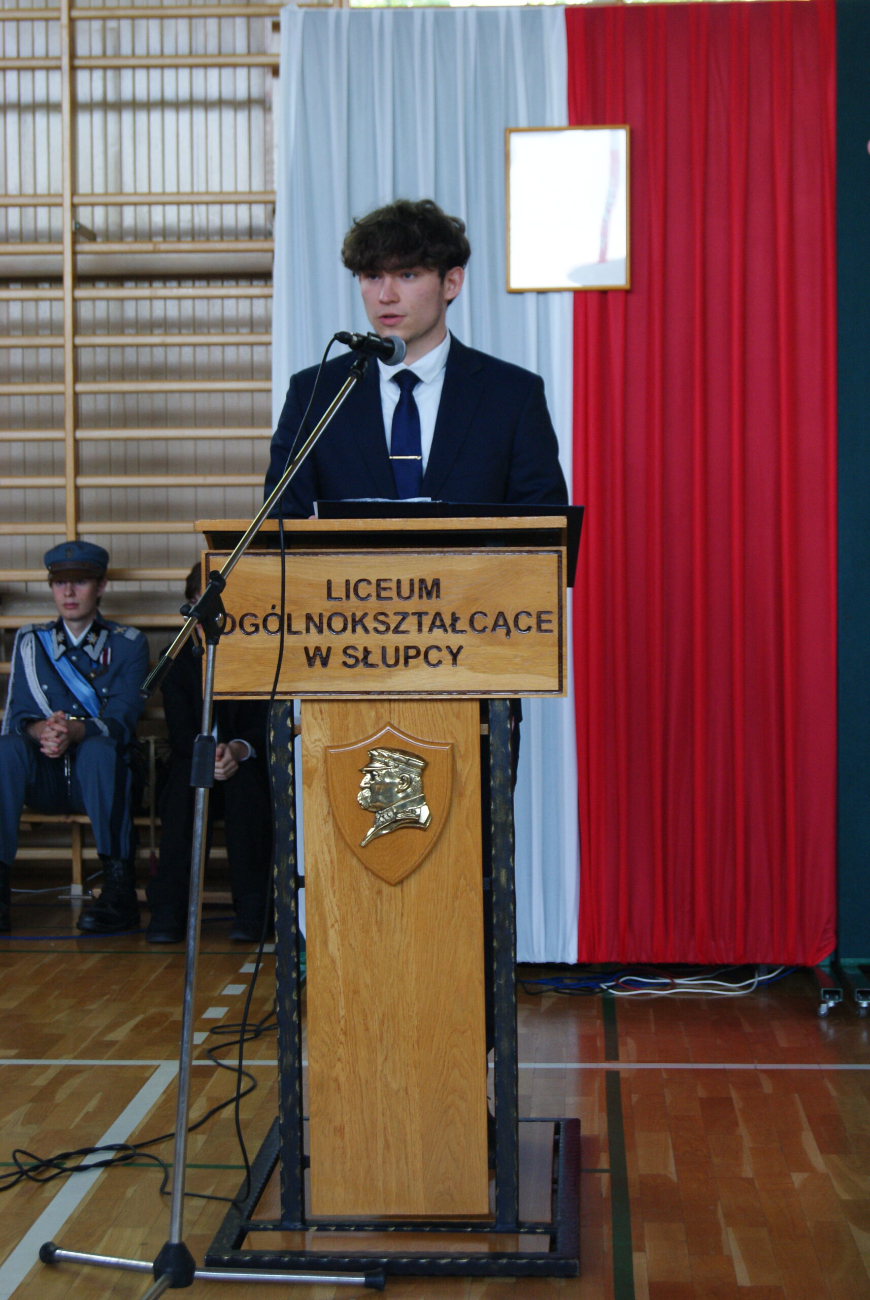 „Ucz się tak, jakbyś miał żyć wiecznie”. Dzień Absolwenta w LO