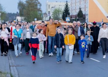 Droga Krzyżowa ulicami Słupcy. Zobacz zdjęcia