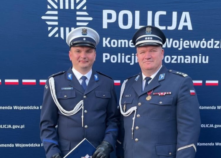 Słupecki policjant awansowany. Kurs ukończył z wyróżnieniem