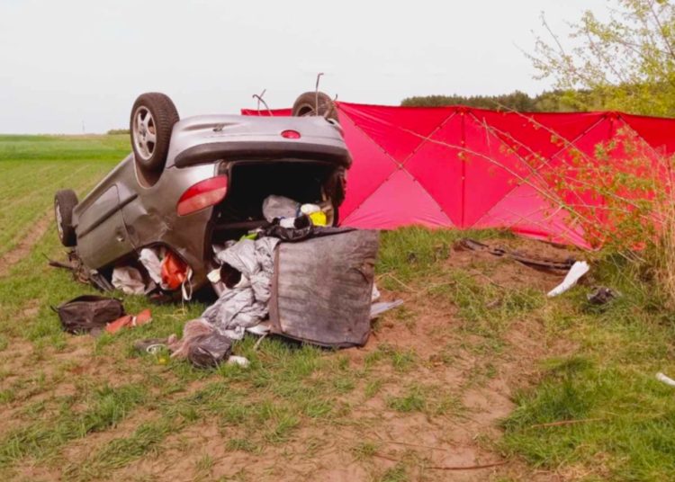 Poważny wypadek pod Zagórowem. „Nie powinien zasiąść za kierownicę”