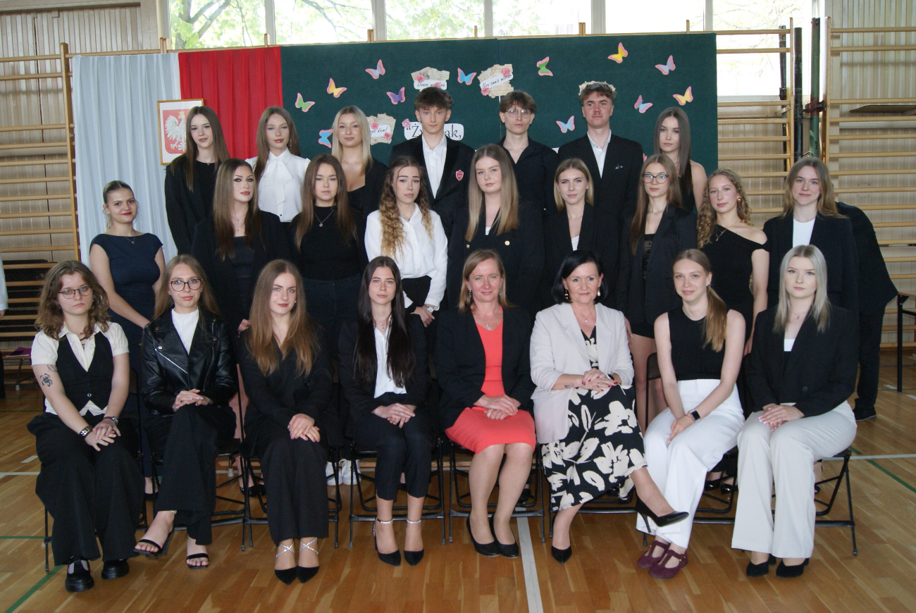 „Ucz się tak, jakbyś miał żyć wiecznie”. Dzień Absolwenta w LO