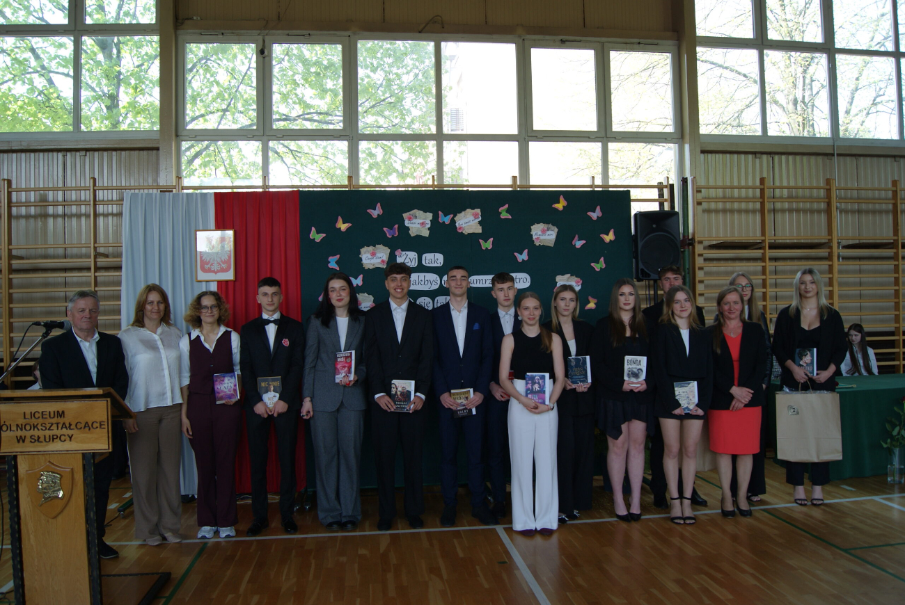 „Ucz się tak, jakbyś miał żyć wiecznie”. Dzień Absolwenta w LO