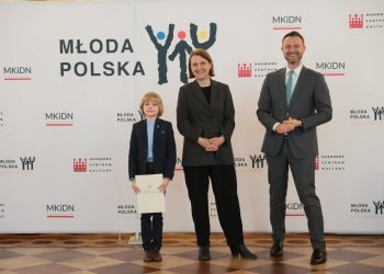 Szymon ze stypendium ministra. Dostał fundusze na zakup fortepianu