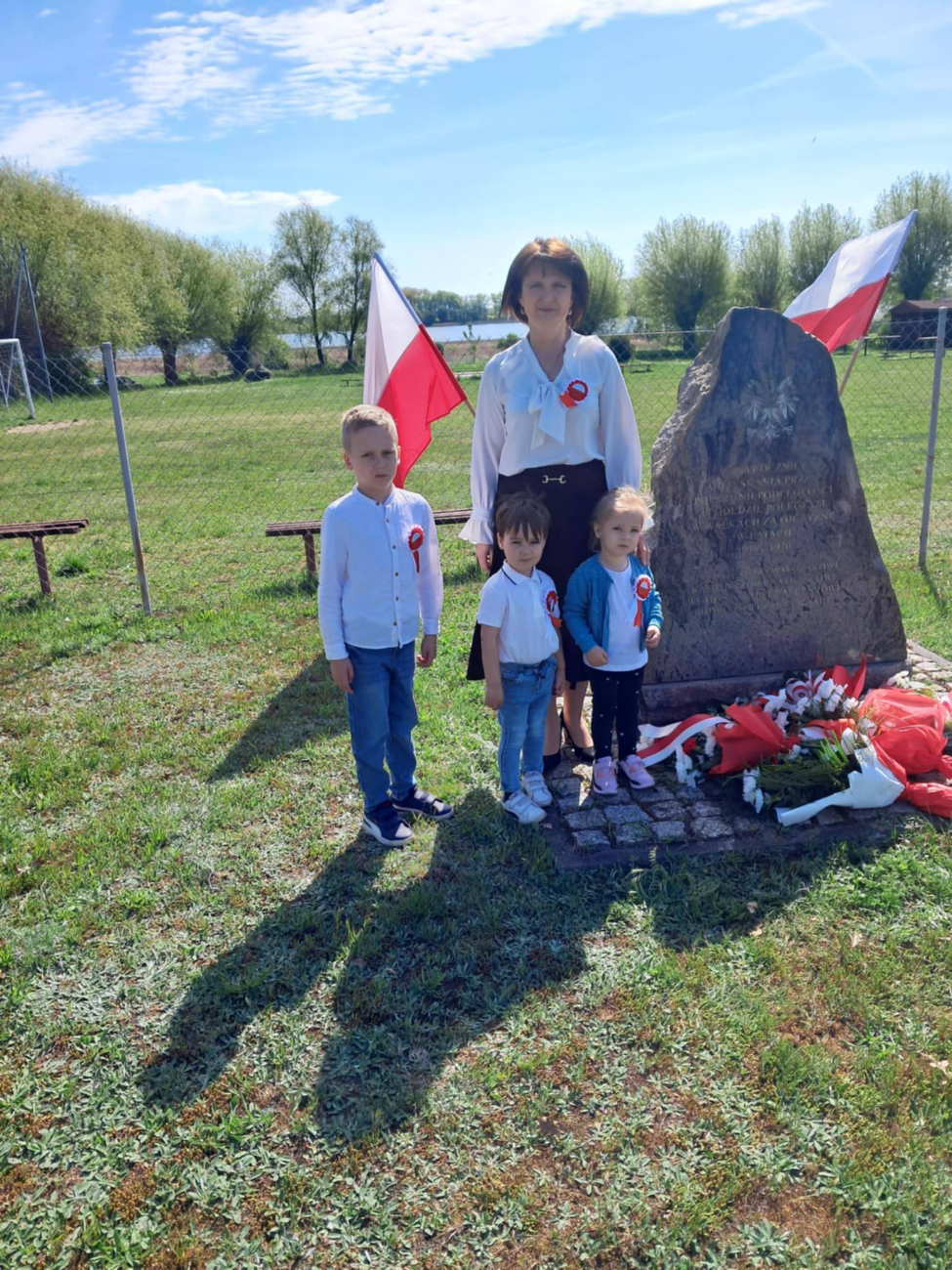 Patriotycznie w Piotrowicach