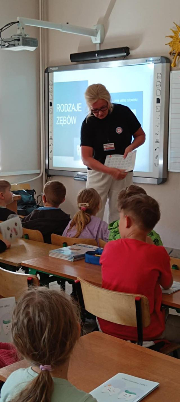 O higienie jamy ustnej w Cieninie Kościelnym