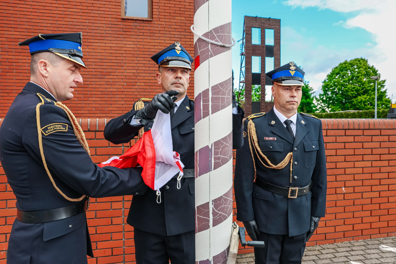 Świętowali strażacy. Były medale i awanse