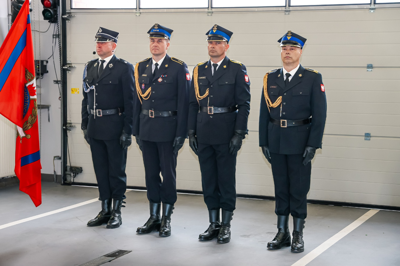 Świętowali strażacy. Były medale i awanse