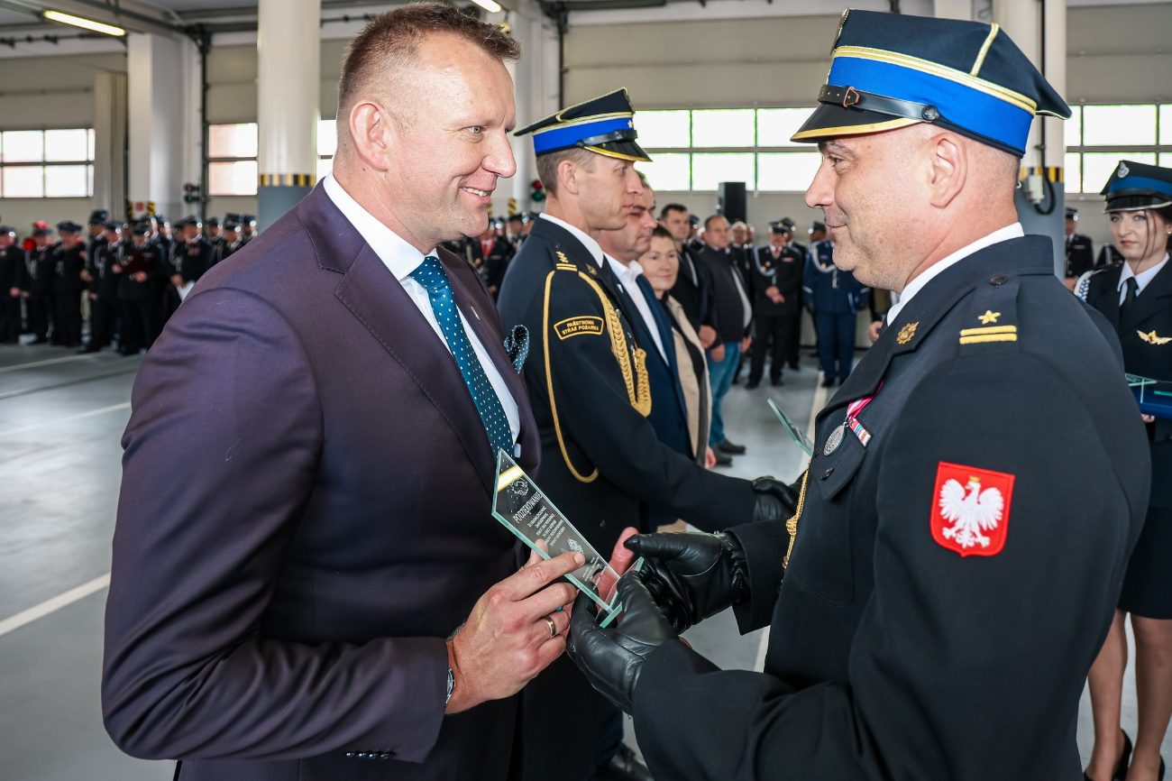 Świętowali strażacy. Były medale i awanse