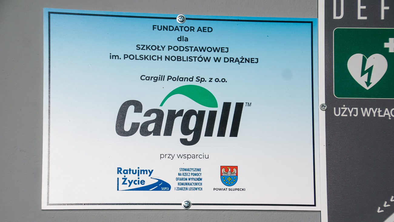 To urządzenie ratuje życie. Dziś trafiło do szkoły w Drążnej